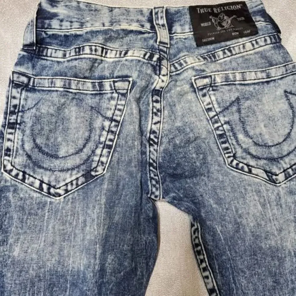 True Religion Rocco Relaxed Skinny Jeans Size 27